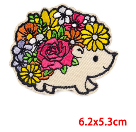 Patch brodé hérisson floral