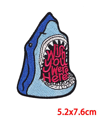 Patch brodé "Wish You Were Here Shark"